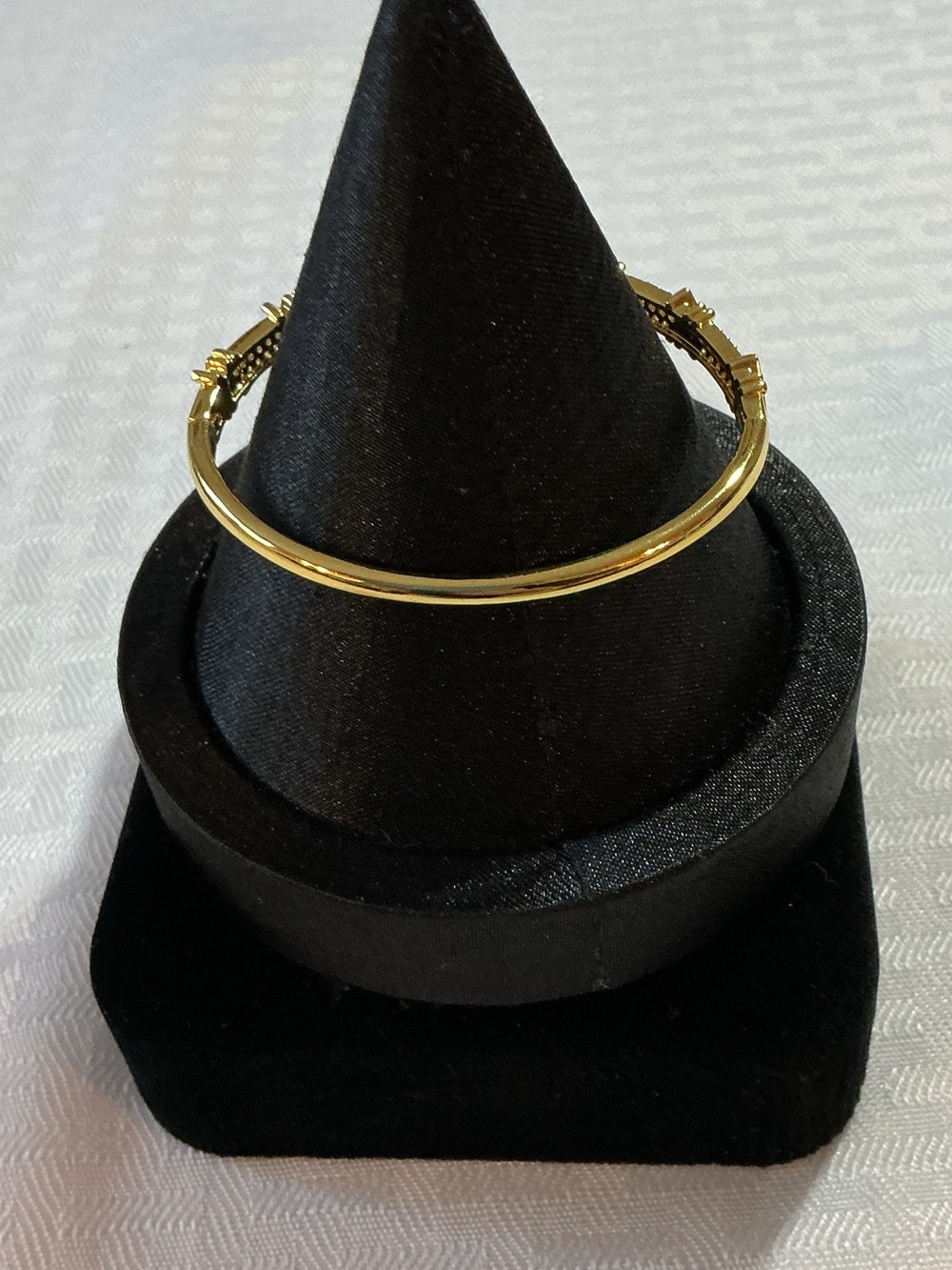 Pave’ Micro Rhinestone “X” Cross Style Gold Tone Bangle Bracelet - Picture 4 of 6